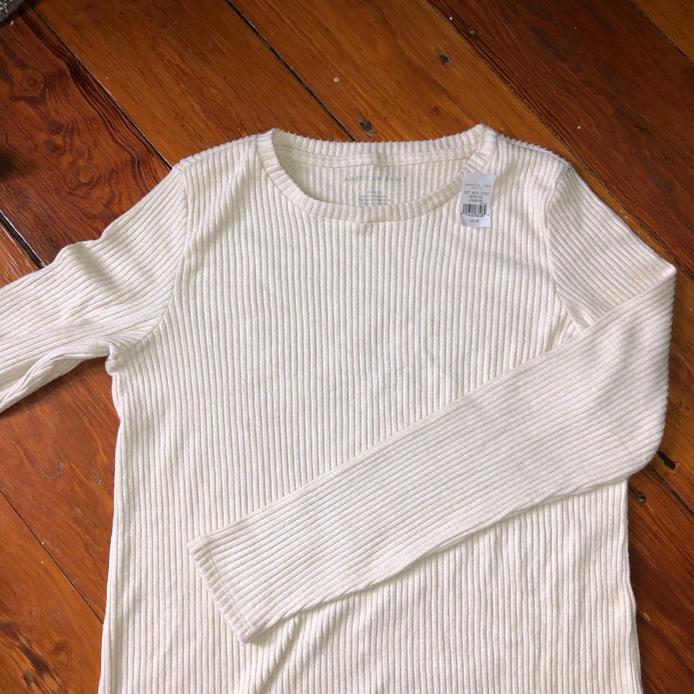 White AMERICAN EAGLE light sweater NEW WITH TAGS